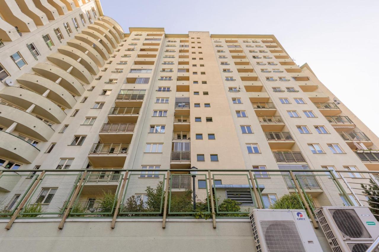 Metro Wilanowska Apartment With Parking By Noclegi Renters 바르샤바 외부 사진